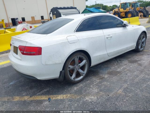 2010 AUDI A5 WAULFAFR1AA034321 Photo 3