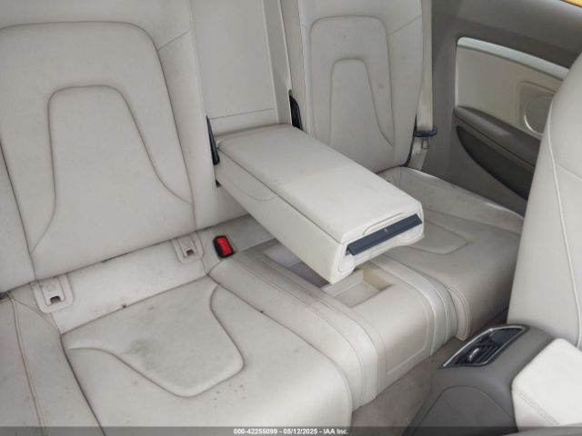 2010 AUDI A5 WAULFAFR1AA034321 Photo 7