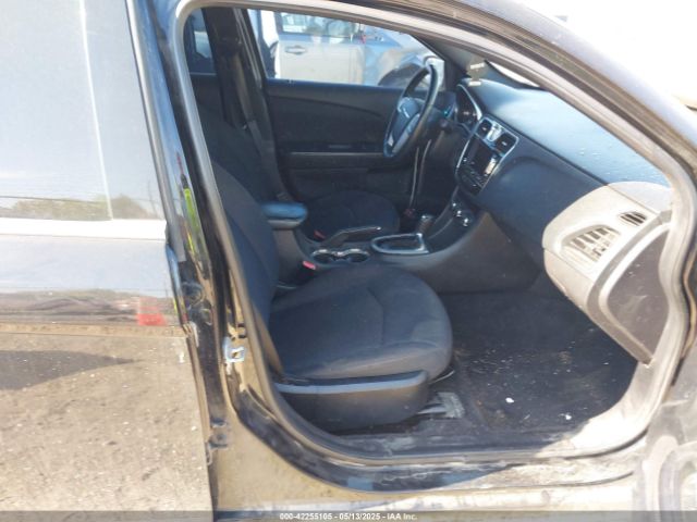 2012 CHRYSLER 200 1C3CCBBG9CN210893 Photo 4