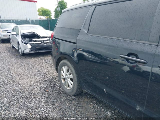 KNDMB5C19G6128547 KIA SEDONA LX