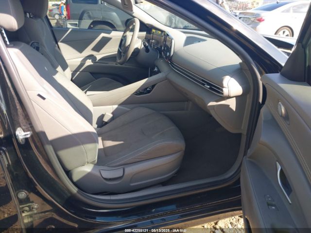 2021 HYUNDAI ELANTRA KMHLS4AGXMU212716 Photo 4