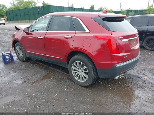 2019 CADILLAC XT5 1GYKNDRS6KZ132968 Photo 2