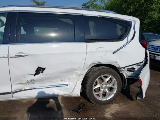 2C4RC1GG1LR176086 Chrysler Pacifica Limited