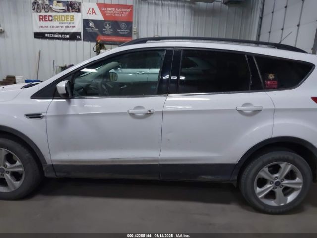 1FMCU9G99GUB22817 Ford ESCAPE SE