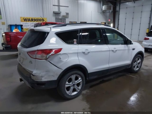 1FMCU9G99GUB22817 Ford ESCAPE SE