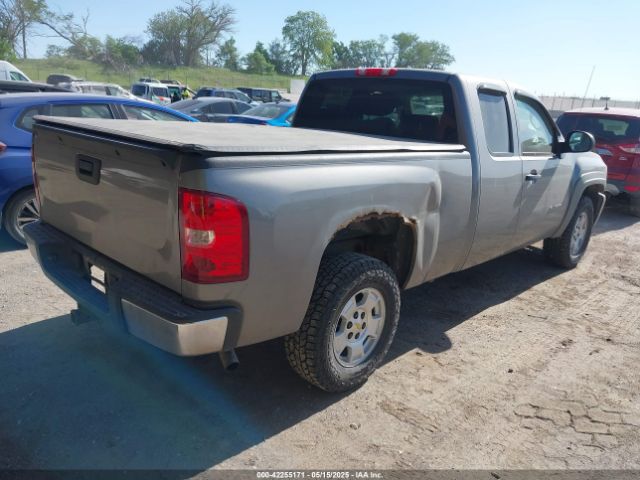 2013 CHEVROLET SILVERADO 1500 1GCRKSE72DZ274532 Photo 3