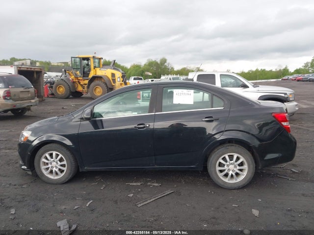 1G1JD5SG7J4117061 Chevrolet Sonic Lt Auto