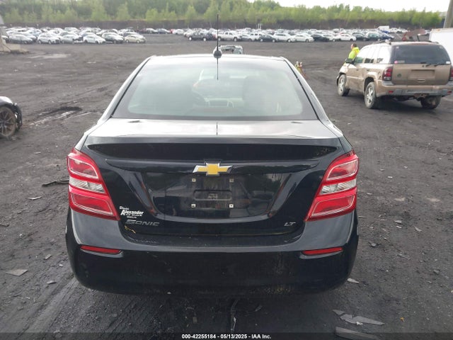 1G1JD5SG7J4117061 Chevrolet Sonic Lt Auto