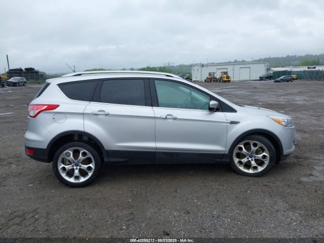 1FMCU9J92FUA35901 Ford Escape Titanium