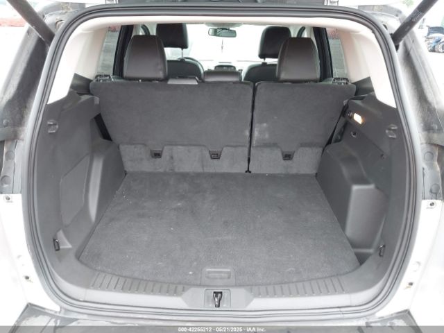 1FMCU9J92FUA35901 Ford Escape Titanium