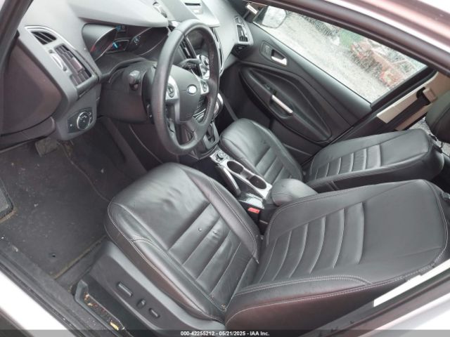 1FMCU9J92FUA35901 Ford Escape Titanium