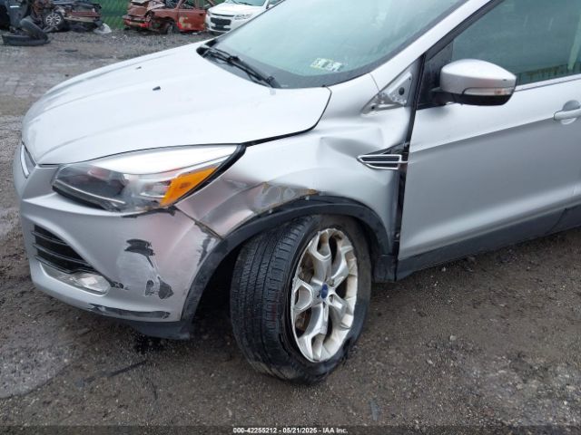 1FMCU9J92FUA35901 Ford Escape Titanium