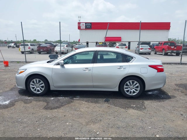 1N4AL3APXHN355609 Nissan Altima 2.5 S