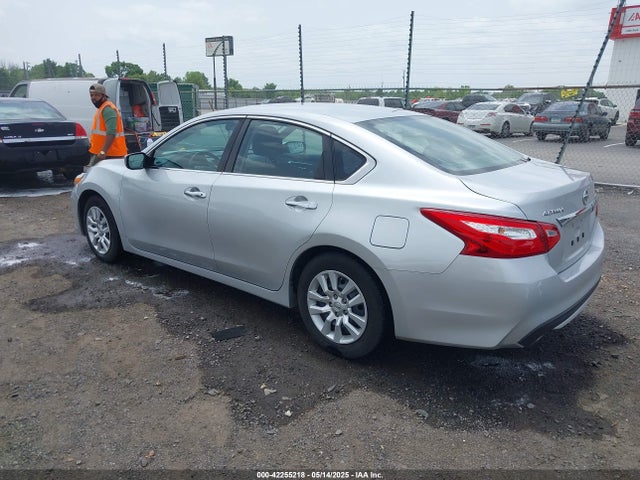 1N4AL3APXHN355609 Nissan Altima 2.5 S