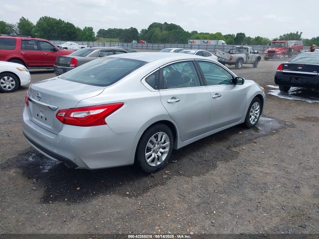 1N4AL3APXHN355609 Nissan Altima 2.5 S