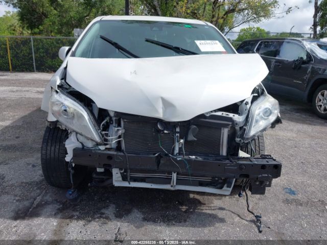 5TDYZ3DC5LS029364 Toyota SIENNA XLE