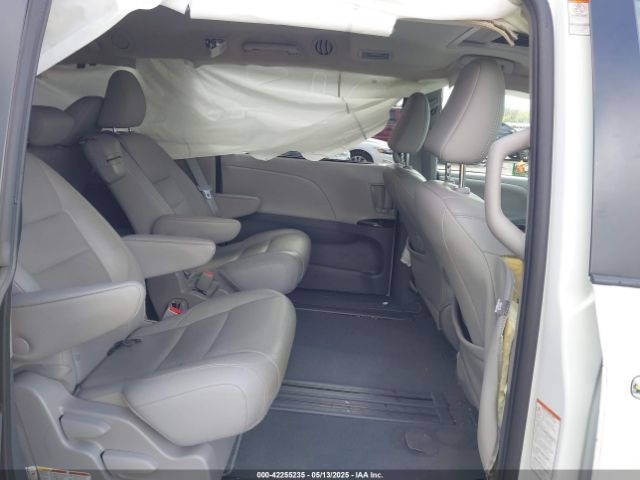 5TDYZ3DC5LS029364 Toyota SIENNA XLE