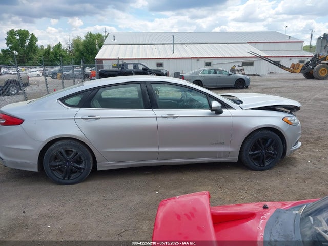 3FA6P0LU5JR235327 Ford 2.0l 4v atk hev
