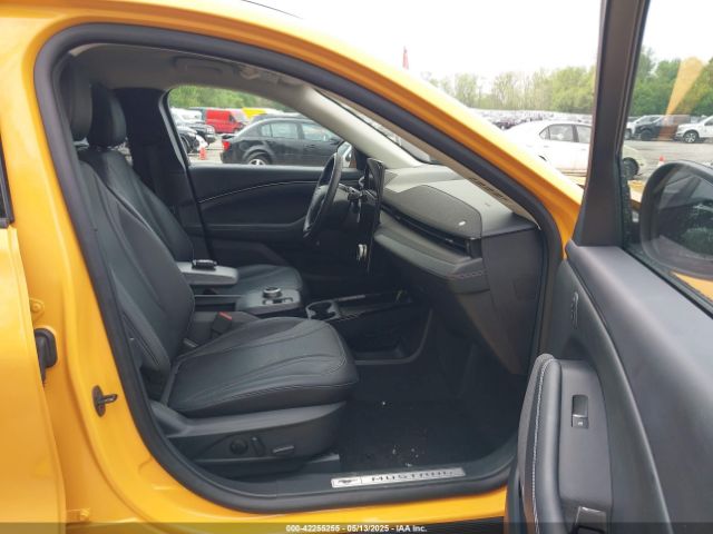 2023 FORD MUSTANG MACH-E 3FMTK3SS2PMA49095 Photo 4