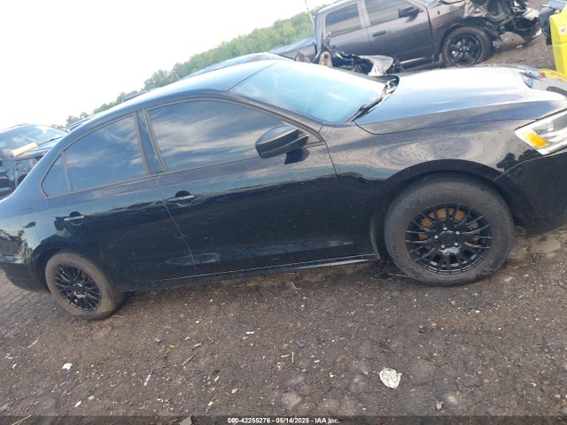 3VW2K7AJ4EM440677 Volkswagen Jetta 2.0l S