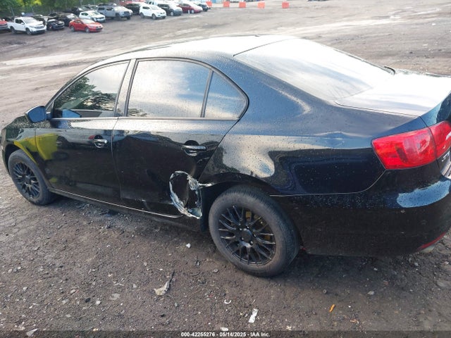 3VW2K7AJ4EM440677 Volkswagen Jetta 2.0l S