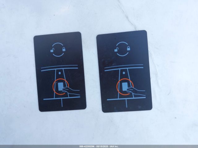 2023 TESLA MODEL Y 7SAYGDEE6PA033798 Photo 10