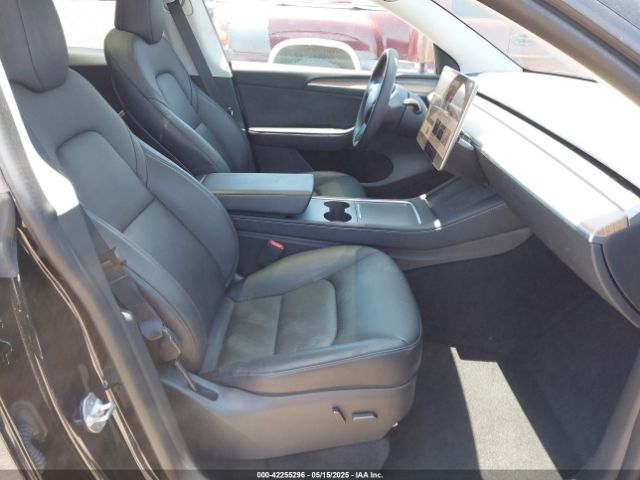 2023 TESLA MODEL Y 7SAYGDEE6PA033798 Photo 4