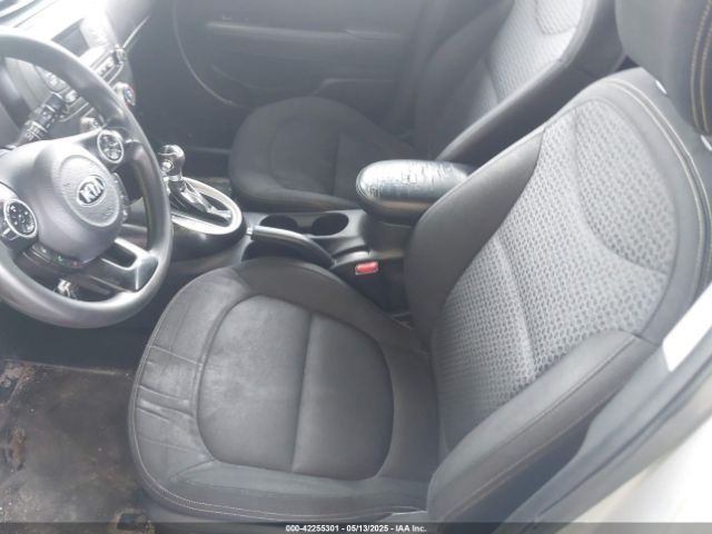 KNDJP3A51F7791053 KIA SOUL +