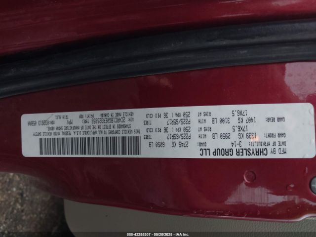 2C4RC1BG0ER325856 Chrysler Town and Country