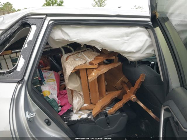 2T3H1RFV6PC238532 Toyota RAV4 LE