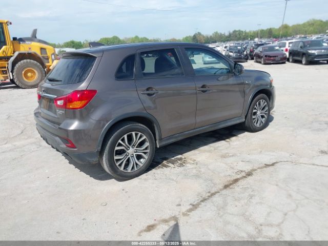 2018 MITSUBISHI OUTLANDER SPORT JA4AP3AU9JZ025814 Photo 3