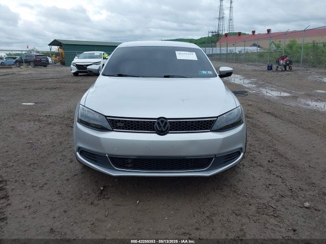 3VWD07AJ3EM252408 Volkswagen Jetta 1.8t Se
