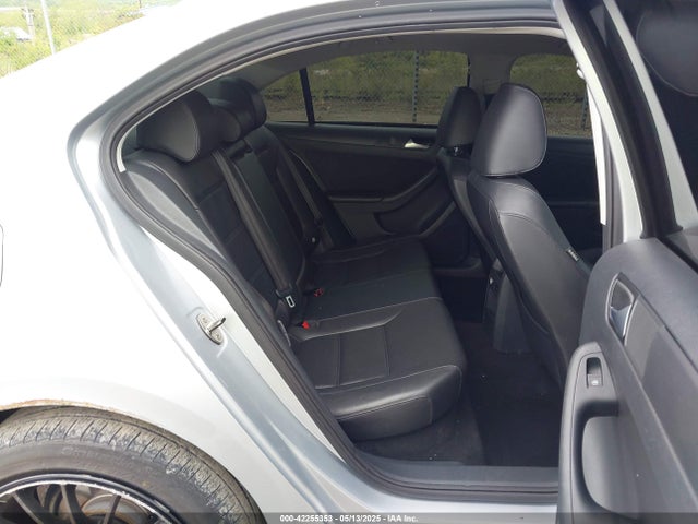 3VWD07AJ3EM252408 Volkswagen Jetta 1.8t Se