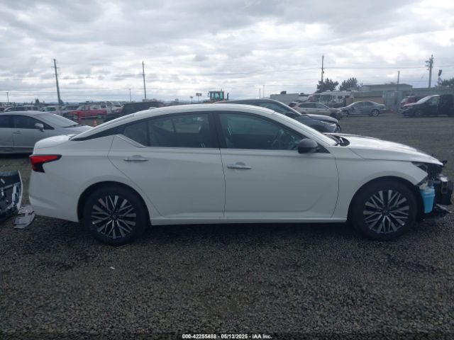 1N4BL4DV0SN380725 Nissan Altima Sv Fwd