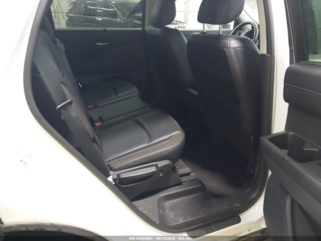 5N1DR3CC2PC231114 Nissan Pathfinder Sl 4wd