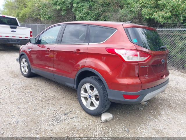 1FMCU0GX5GUA63971 Ford ESCAPE SE