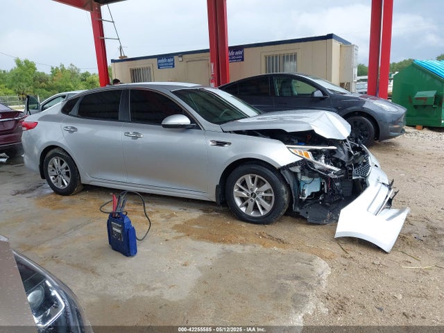 5XXGT4L3XJG231457 KIA Optima Lx