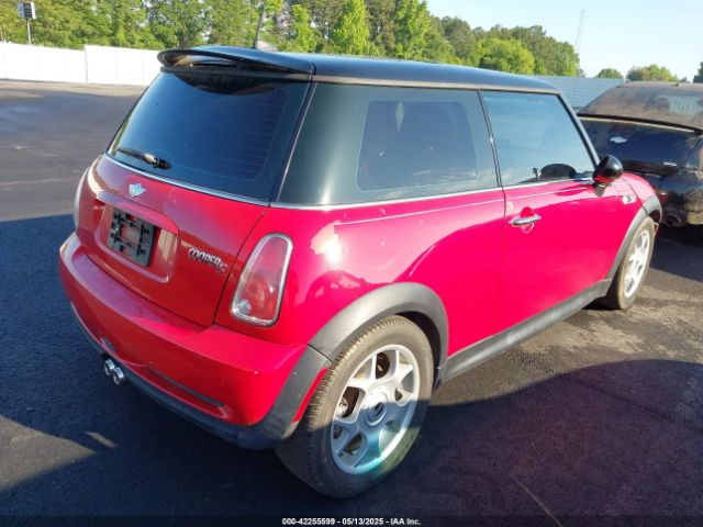 2006 MINI COOPER S WMWRE33586TJ34762 Photo 3