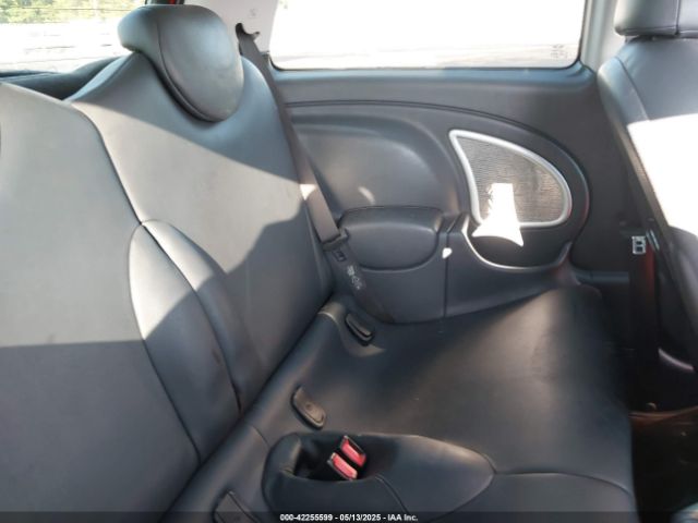 2006 MINI COOPER S WMWRE33586TJ34762 Photo 7