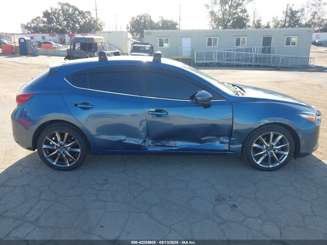 Mazda py 2018 3MZBN1L32JM271384 Image 13