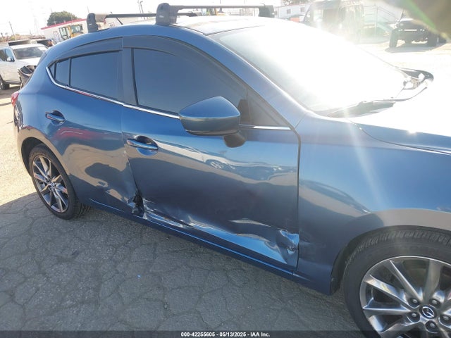 Mazda py 2018 3MZBN1L32JM271384 Image 6