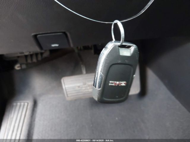 1GKS2GKC0KR394301 GMC Yukon Xl Slt