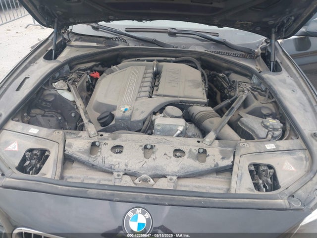WBA5B1C52ED481329 BMW 535i
