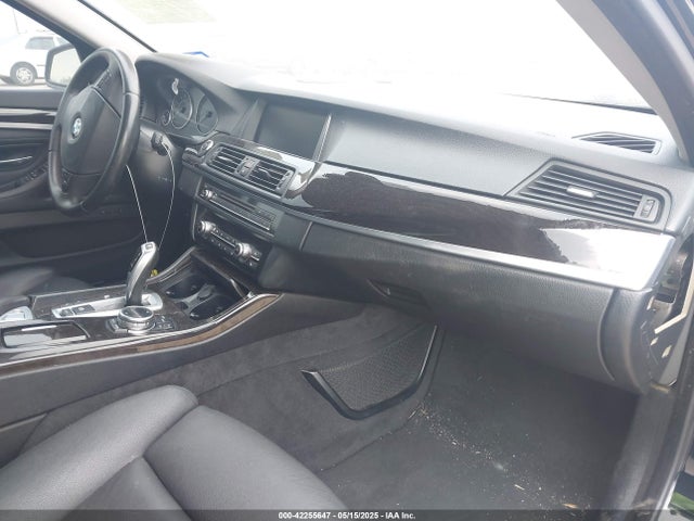 WBA5B1C52ED481329 BMW 535i
