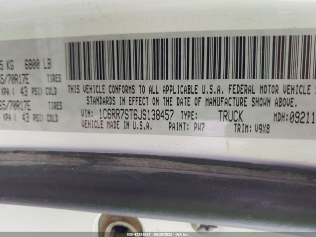 1C6RR7ST6JS138457 RAM 1500 Tradesman  4x4 6'4 Box