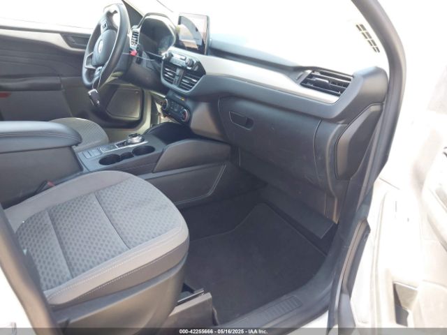 2022 FORD ESCAPE 1FMCU9G69NUA60967 Photo 4