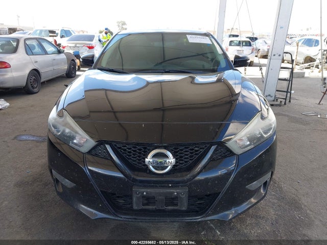 1N4AA6AP4JC371488 Nissan 2018