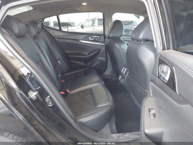1N4AA6AP4JC371488 Nissan 2018