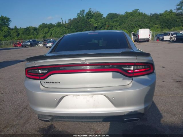 2C3CDXBGXMH570033 Dodge Charger Sxt Rwd
