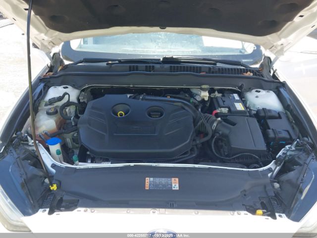 3FA6P0T96HR316536 Ford FUSION SE